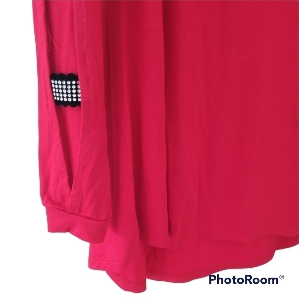 Cable & Gauge Red Tunic Style Top with Cutout & Crystal Sleeves L - Picture 3 of 11